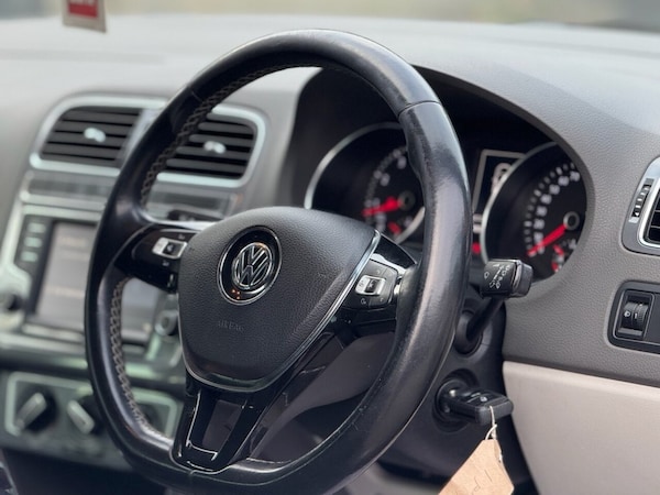 Used Volkswagen Polo 2015 for sale - 76256423: Photo 25