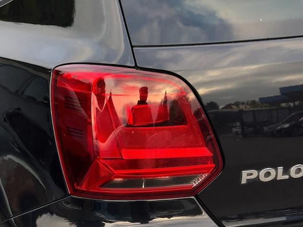 Used Volkswagen Polo 2015 for sale - 76256423: Photo 32