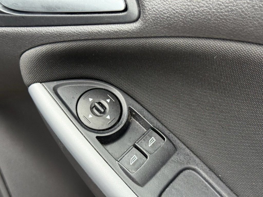 Used Ford Focus 2016 for sale - 76724576: Photo 18