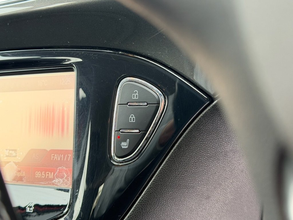 Used Vauxhall Corsa 2015 for sale - 76454502: Photo 37