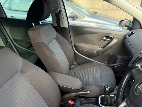 Used Volkswagen Polo 2013 for sale - 76261018: Photo 35