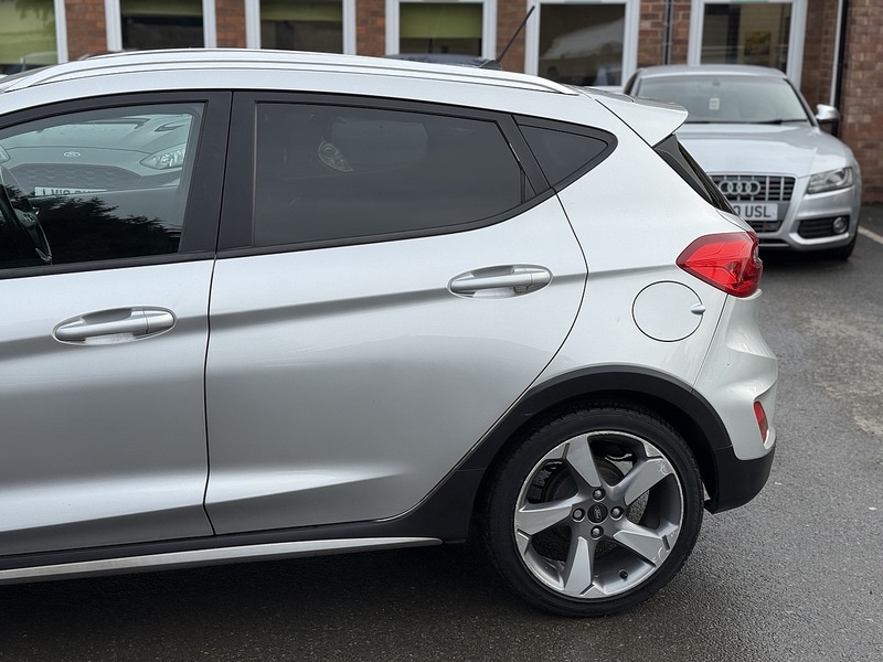 Used Ford Fiesta 2018 for sale - 77200865: Photo 21