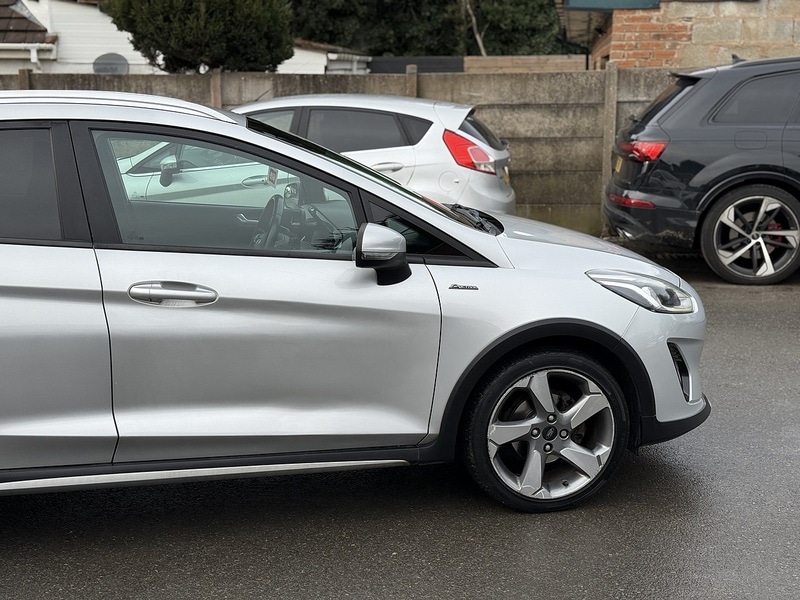 Used Ford Fiesta 2018 for sale - 77200865: Photo 8