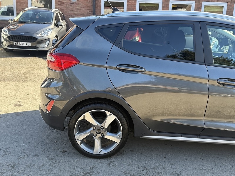 Used Ford Fiesta 2018 for sale - 77708984: Photo 17