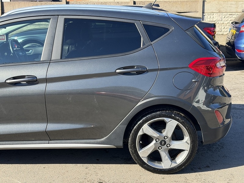 Used Ford Fiesta 2018 for sale - 77708984: Photo 28