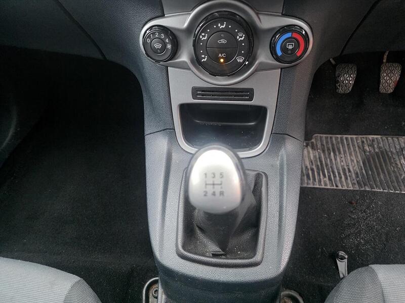 Used Ford Fiesta 2009 for sale - 77687301: Photo 28