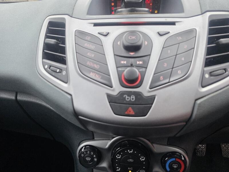 Used Ford Fiesta 2009 for sale - 77687301: Photo 29