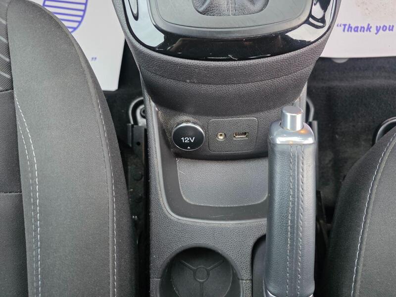 Used Ford Fiesta 2014 for sale - 77276940: Photo 28