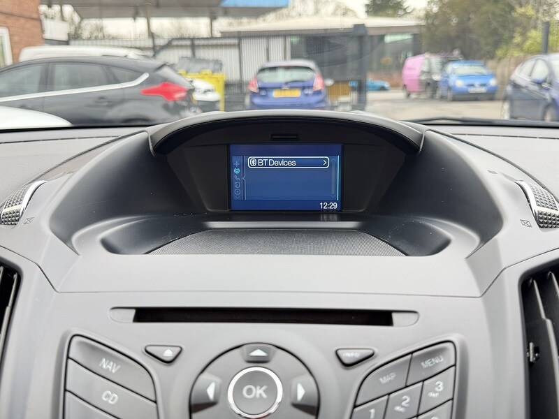 Used Ford Kuga 2015 for sale - 77735208: Photo 37