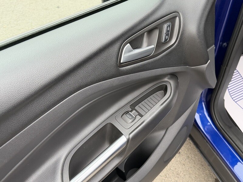 Used Ford Kuga 2015 for sale - 77735208: Photo 56