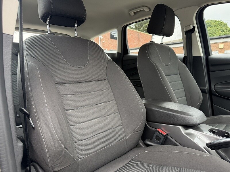 Used Ford Kuga 2015 for sale - 77735208: Photo 64