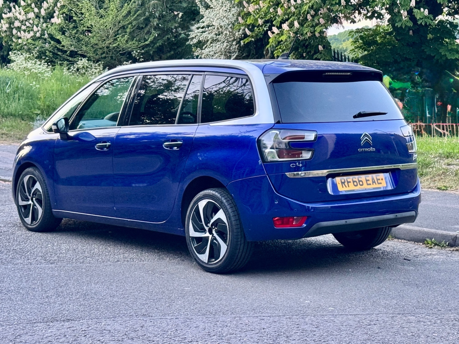 Used Citroen C4 Grand Picasso 2016 for sale - 76348709: Photo 3