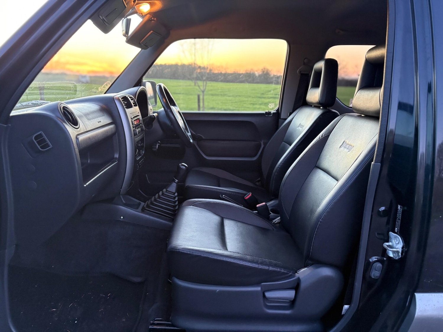 Used Suzuki Jimny 2010 for sale - 77439695: Photo 6