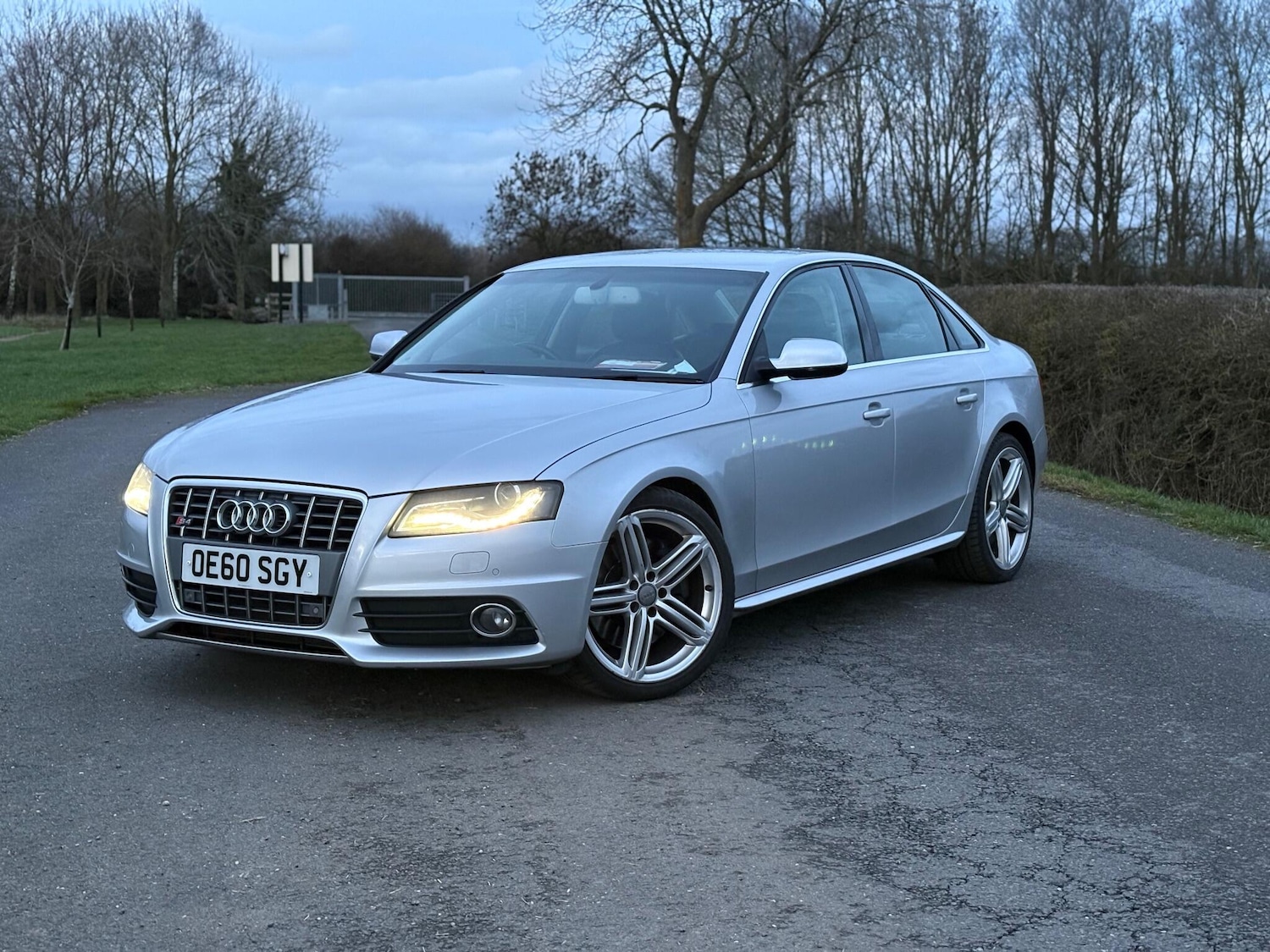 Used Audi A4 2011 for sale - 77305192: Photo 2