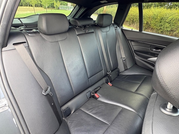 Used BMW 3 Series 2018 for sale - 75781060: Photo 18