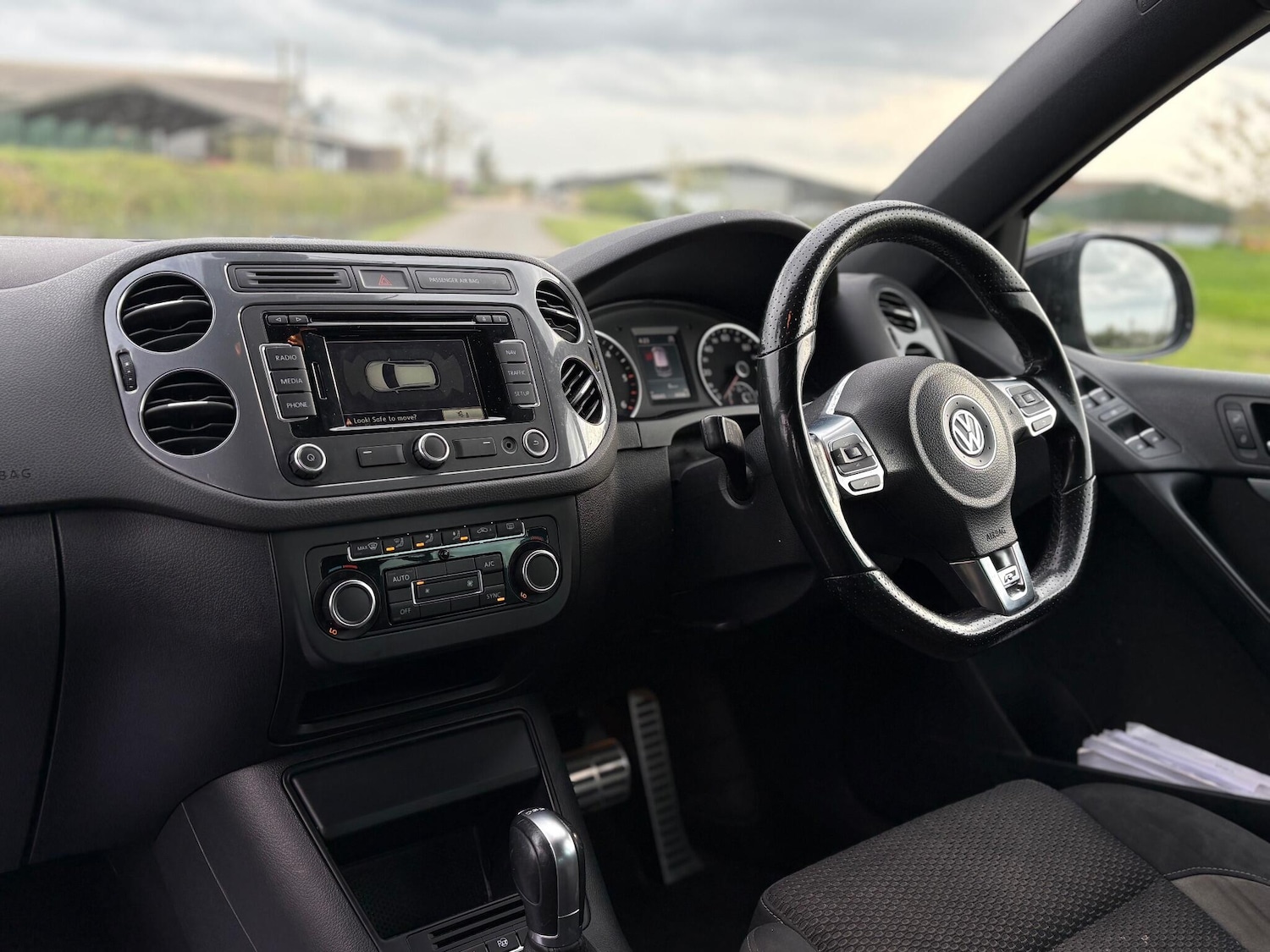 Used Volkswagen Tiguan for sale - 78205112: Photo 8