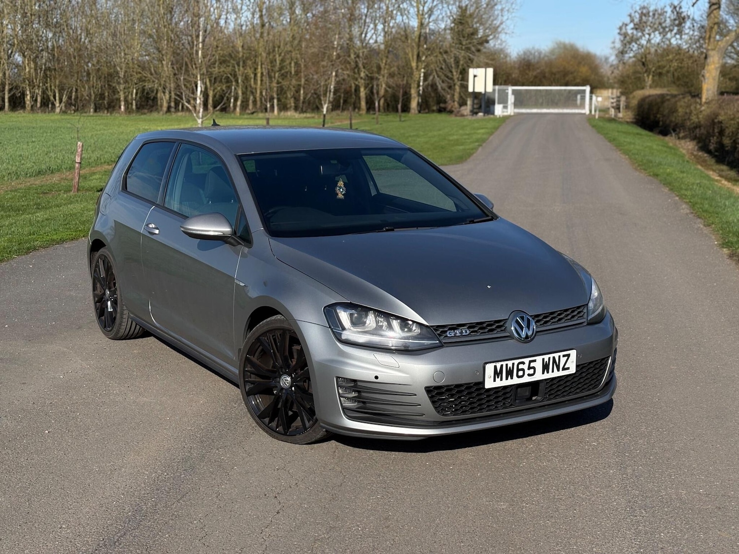 Used Volkswagen Golf 2015 for sale - 77738627: Photo 2