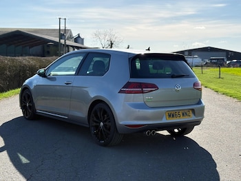 Used Volkswagen Golf 2015 for sale - 77738627: Photo