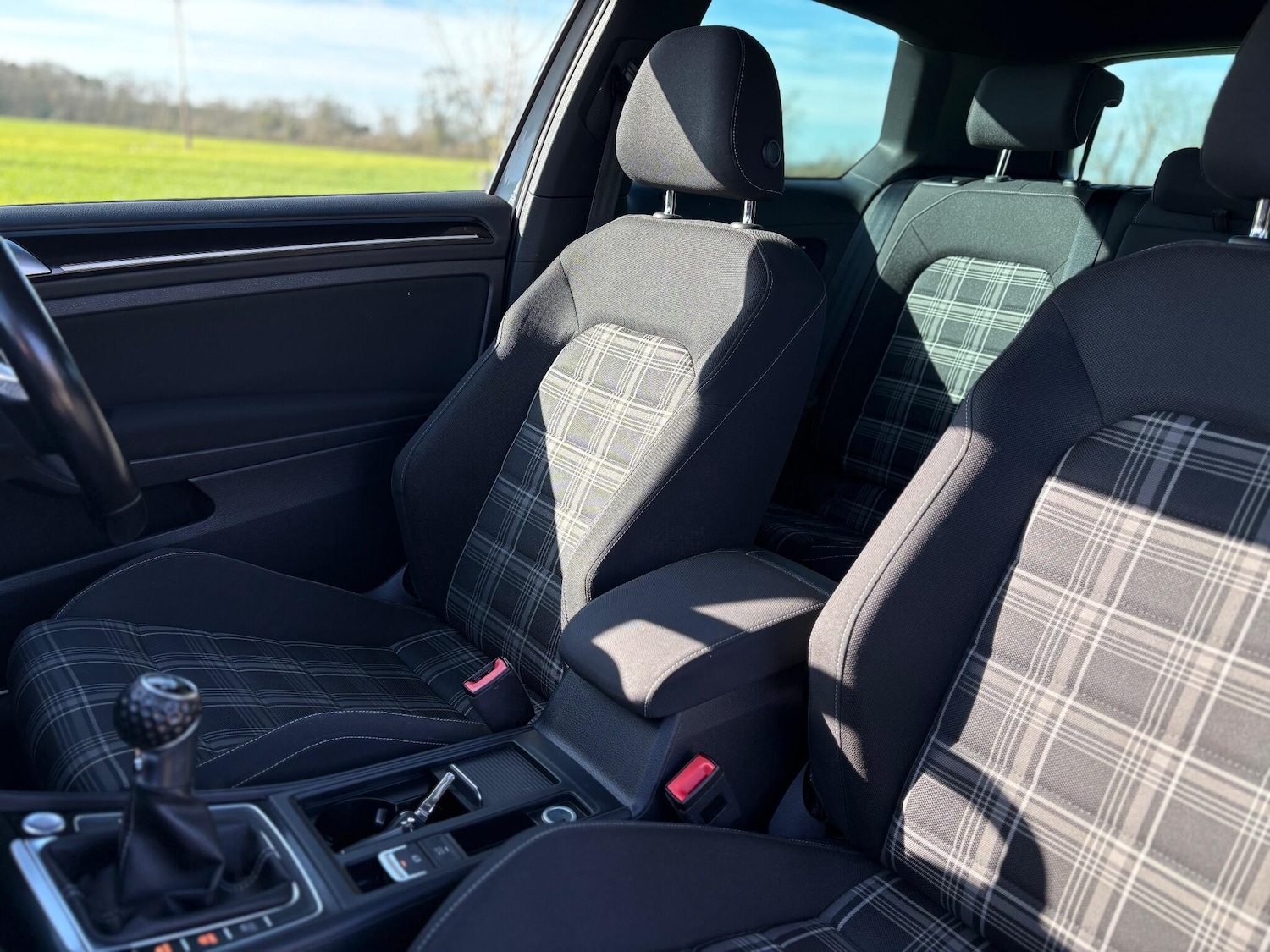 Used Volkswagen Golf 2015 for sale - 77738627: Photo 7