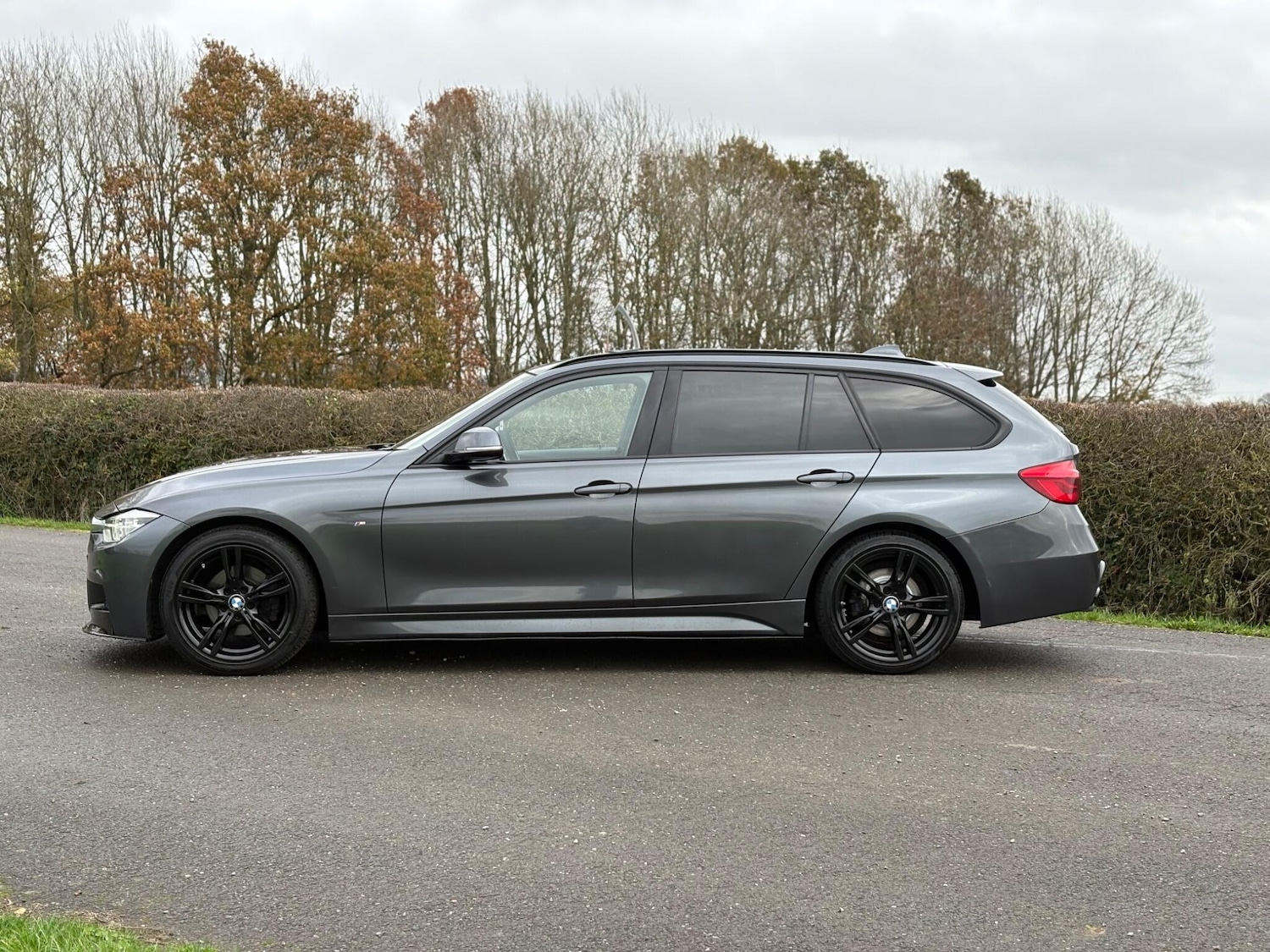 Used BMW 3 Series 2017 for sale - 76550349: Photo 11