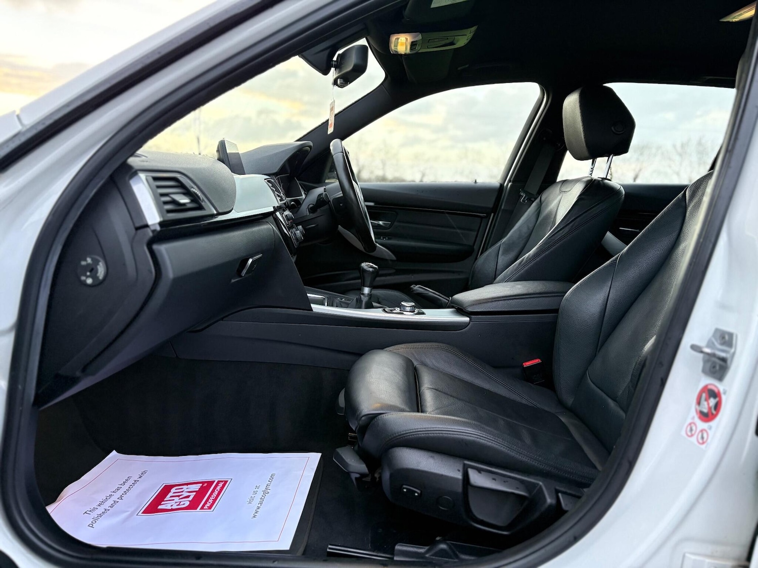 Used BMW 3 Series 2017 for sale - 77352092: Photo 18