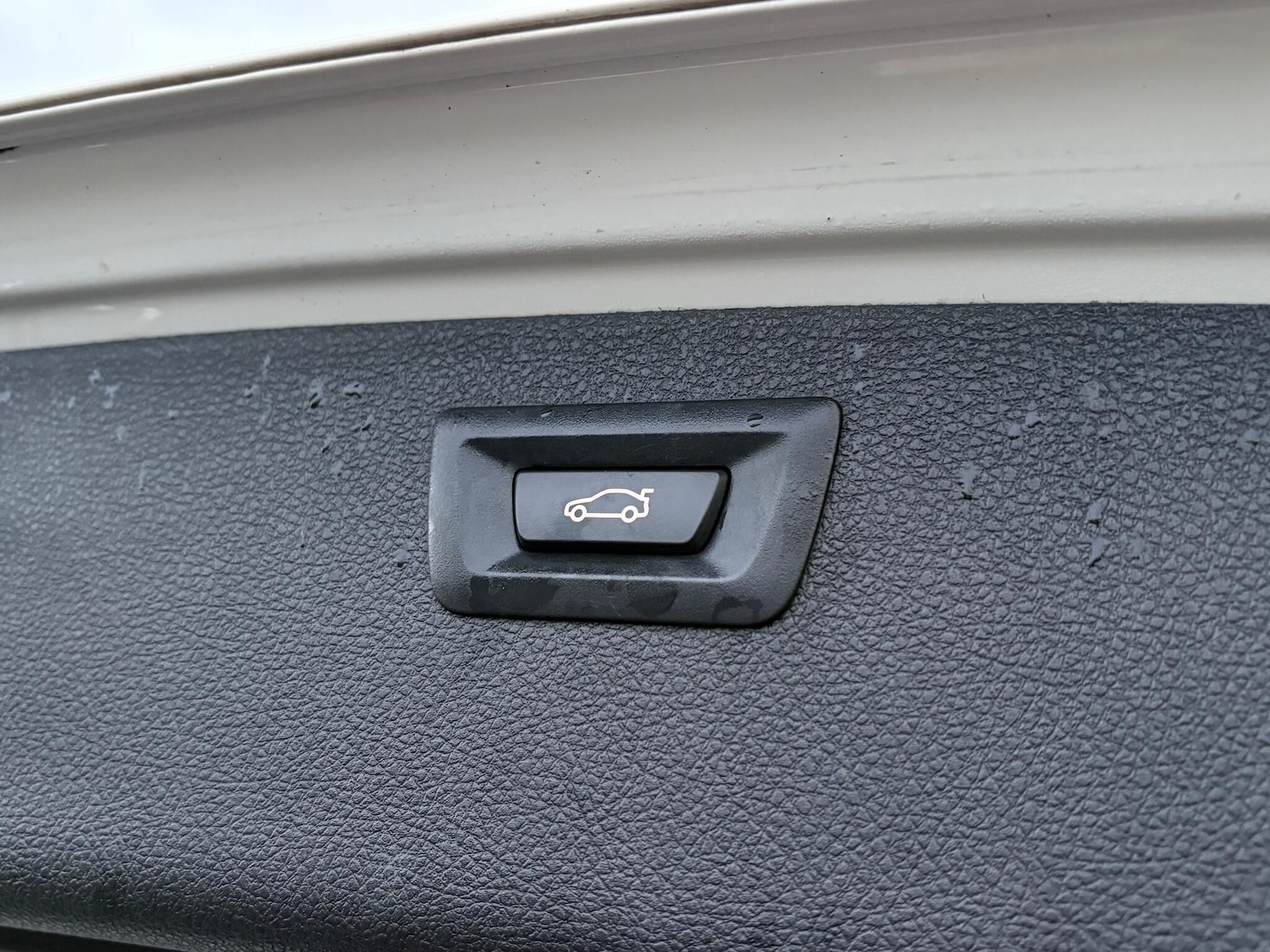 Used BMW 3 Series 2017 for sale - 77352092: Photo 25