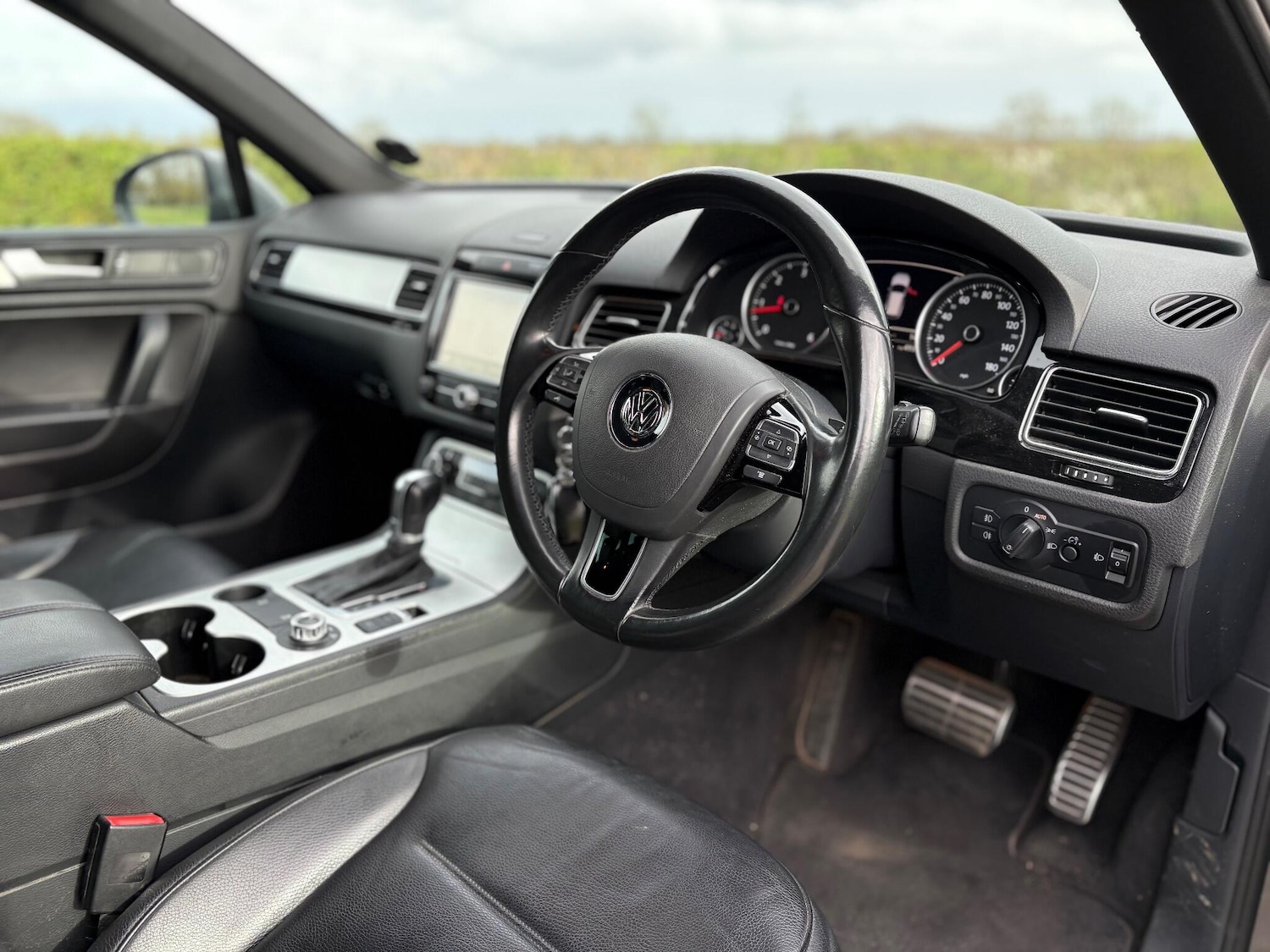 Used Volkswagen Touareg for sale - 78205113: Photo 8