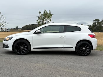 Used Volkswagen Scirocco 2011 for sale - 79712048: Photo