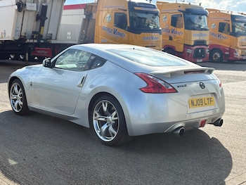 Used Nissan 370 Z 2009 for sale - 78475349: Photo