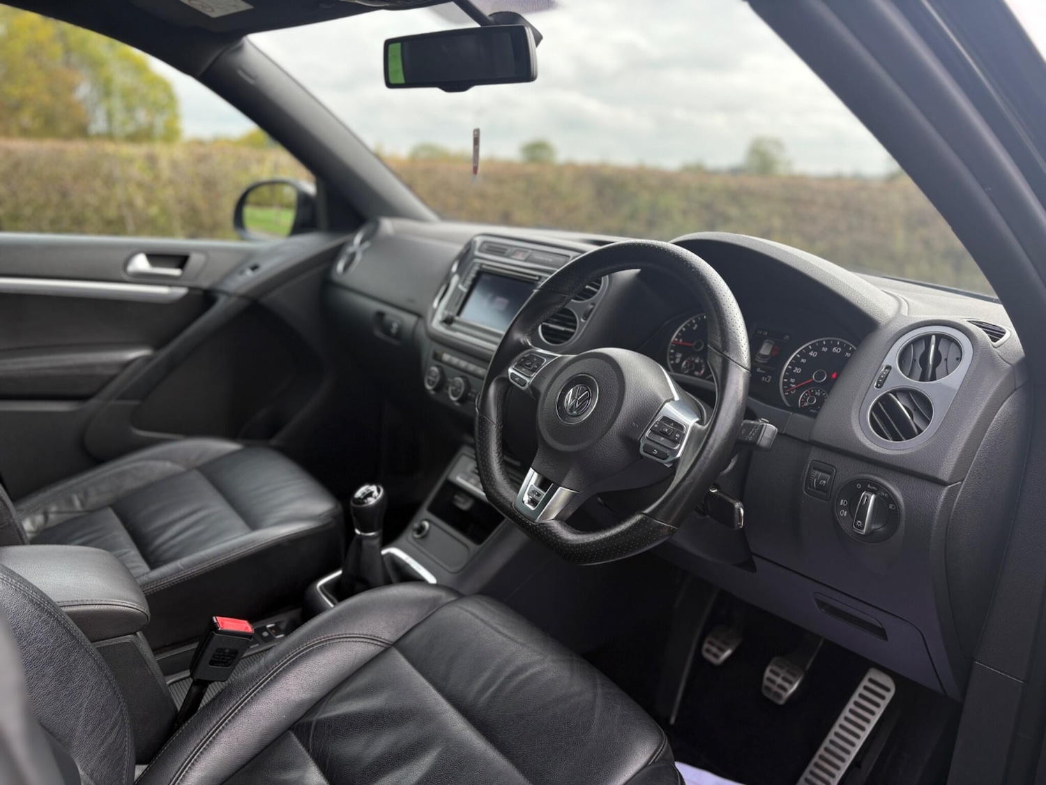 Used Volkswagen Tiguan 2016 for sale - 76377371: Photo 17