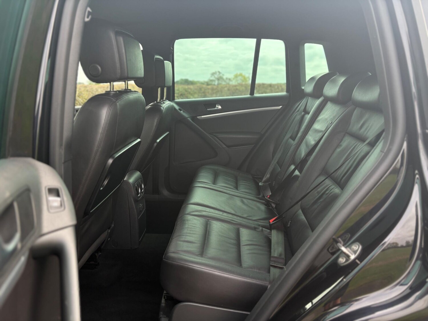Used Volkswagen Tiguan 2016 for sale - 76377371: Photo 21