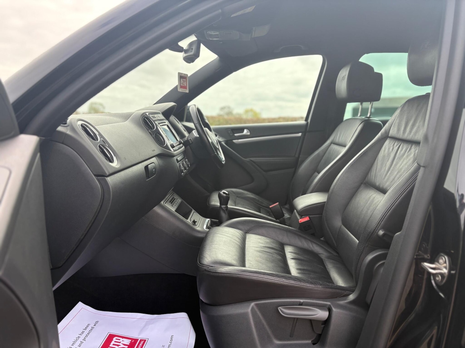 Used Volkswagen Tiguan 2016 for sale - 76377371: Photo 23