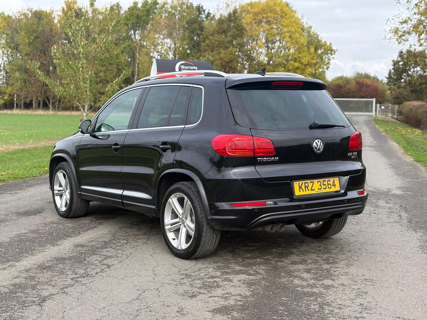 Used Volkswagen Tiguan 2016 for sale - 76377371: Photo 4