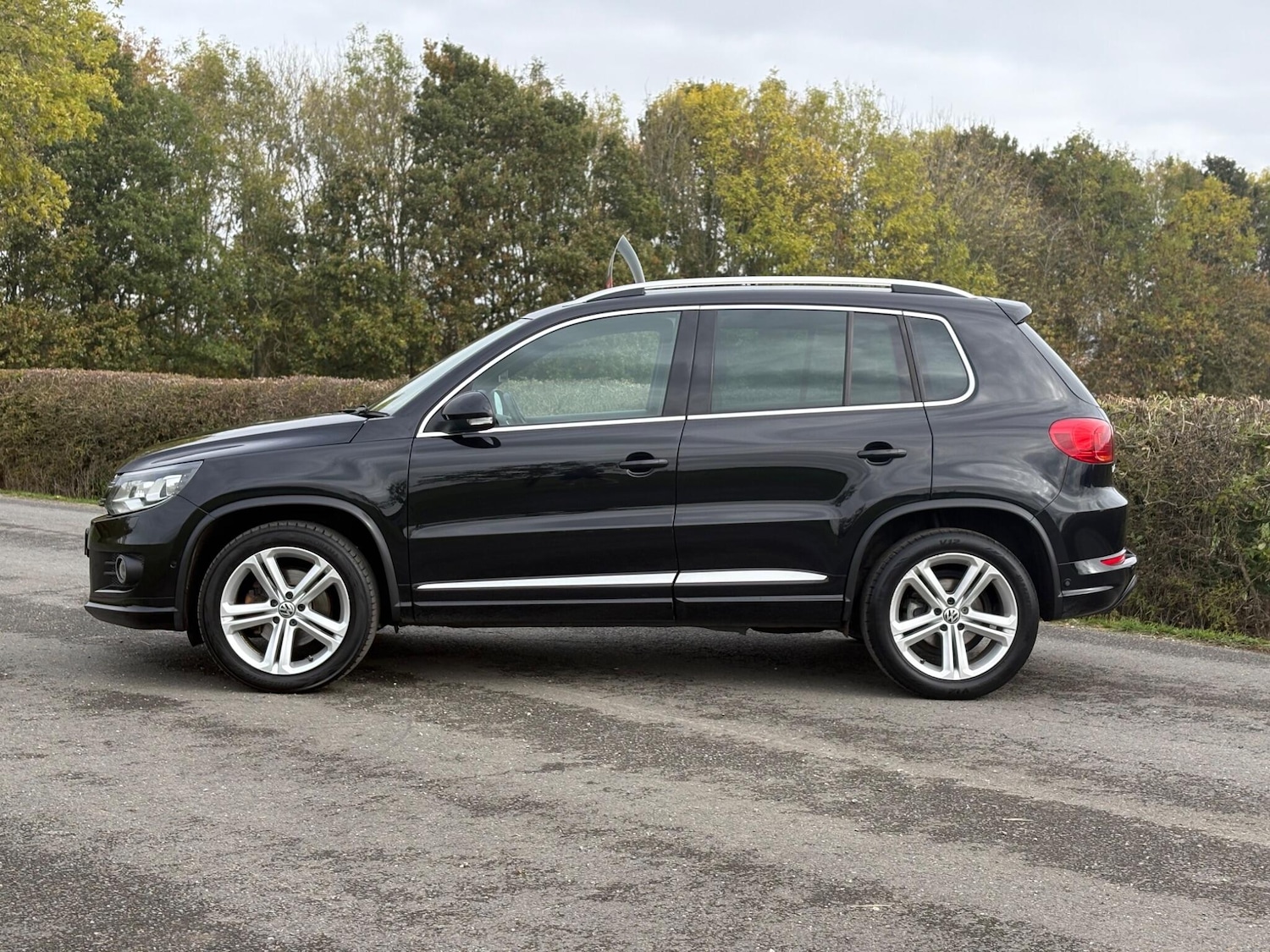 Used Volkswagen Tiguan 2016 for sale - 76377371: Photo 6