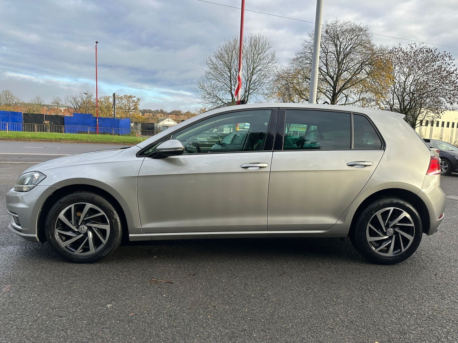 Used Volkswagen Golf 2019 for sale - 76536830: Photo 11