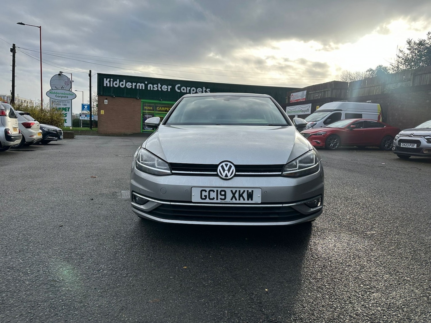 Used Volkswagen Golf 2019 for sale - 76536830: Photo 2