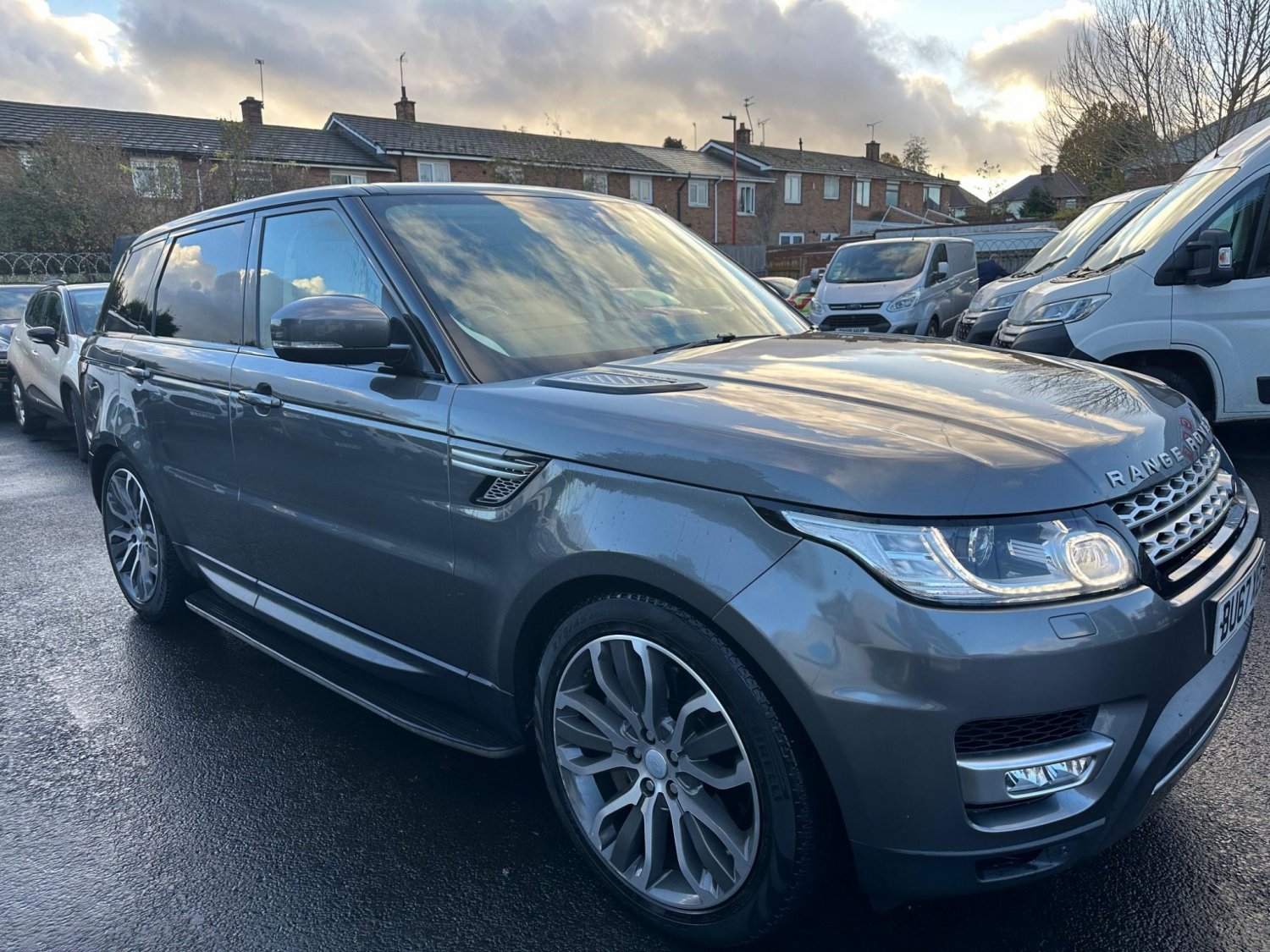 Used Land Rover Range Rover Sport 2017 for sale - 78145904: Photo 2