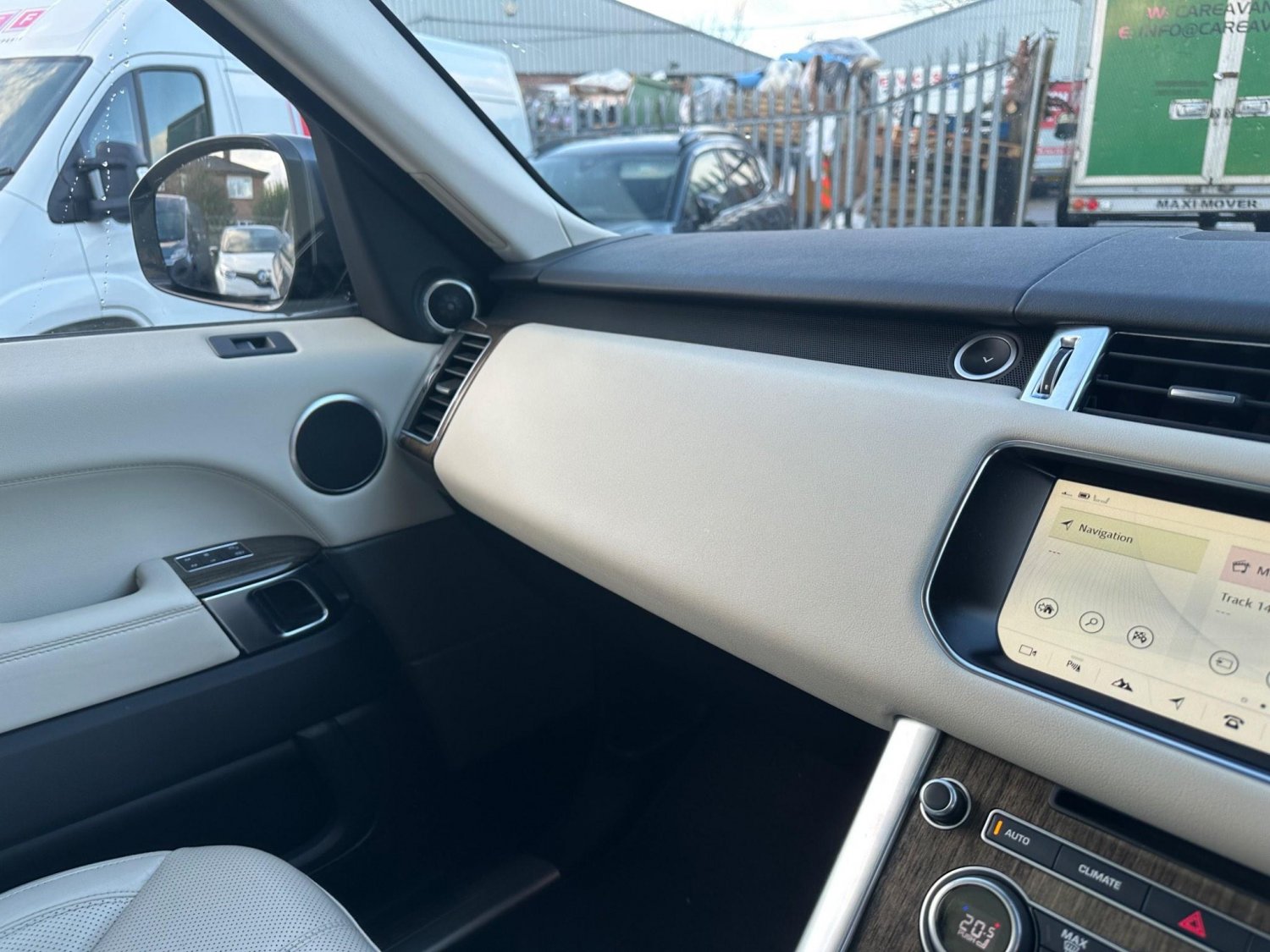 Used Land Rover Range Rover Sport 2017 for sale - 78145904: Photo 20