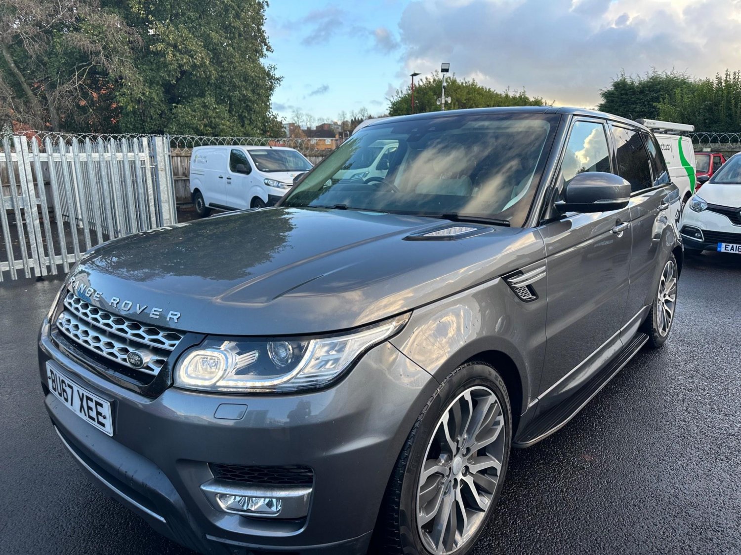 Used Land Rover Range Rover Sport 2017 for sale - 78145904: Photo 3