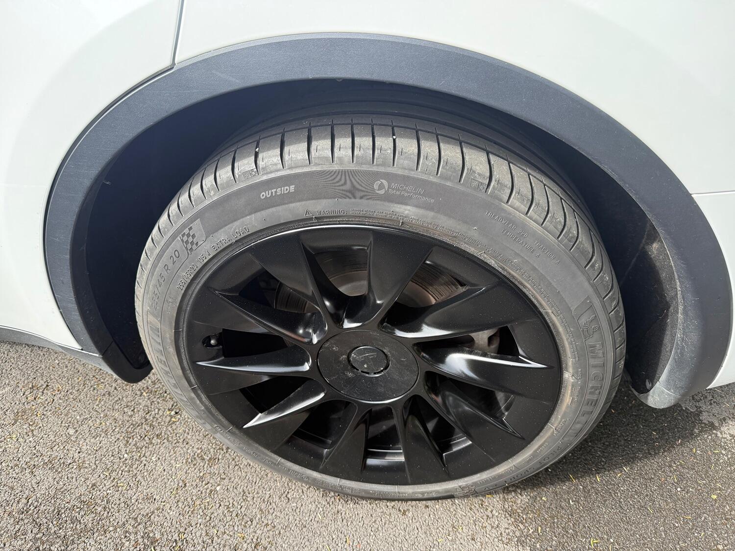 Used Tesla Model Y 2022 for sale - 76793235: Photo 30