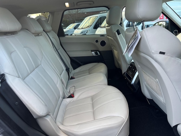 Used Land Rover Range Rover Sport 2017 for sale - 76237269: Photo 11