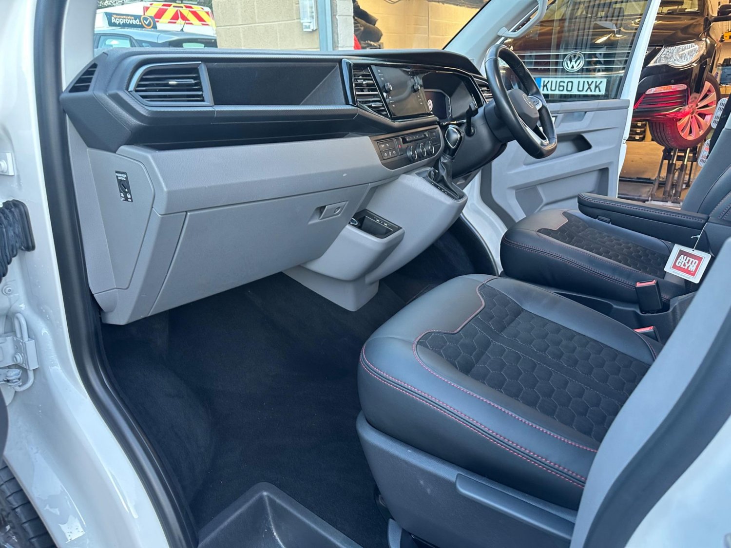 Used Volkswagen Transporter 2023 for sale - 77483720: Photo 50