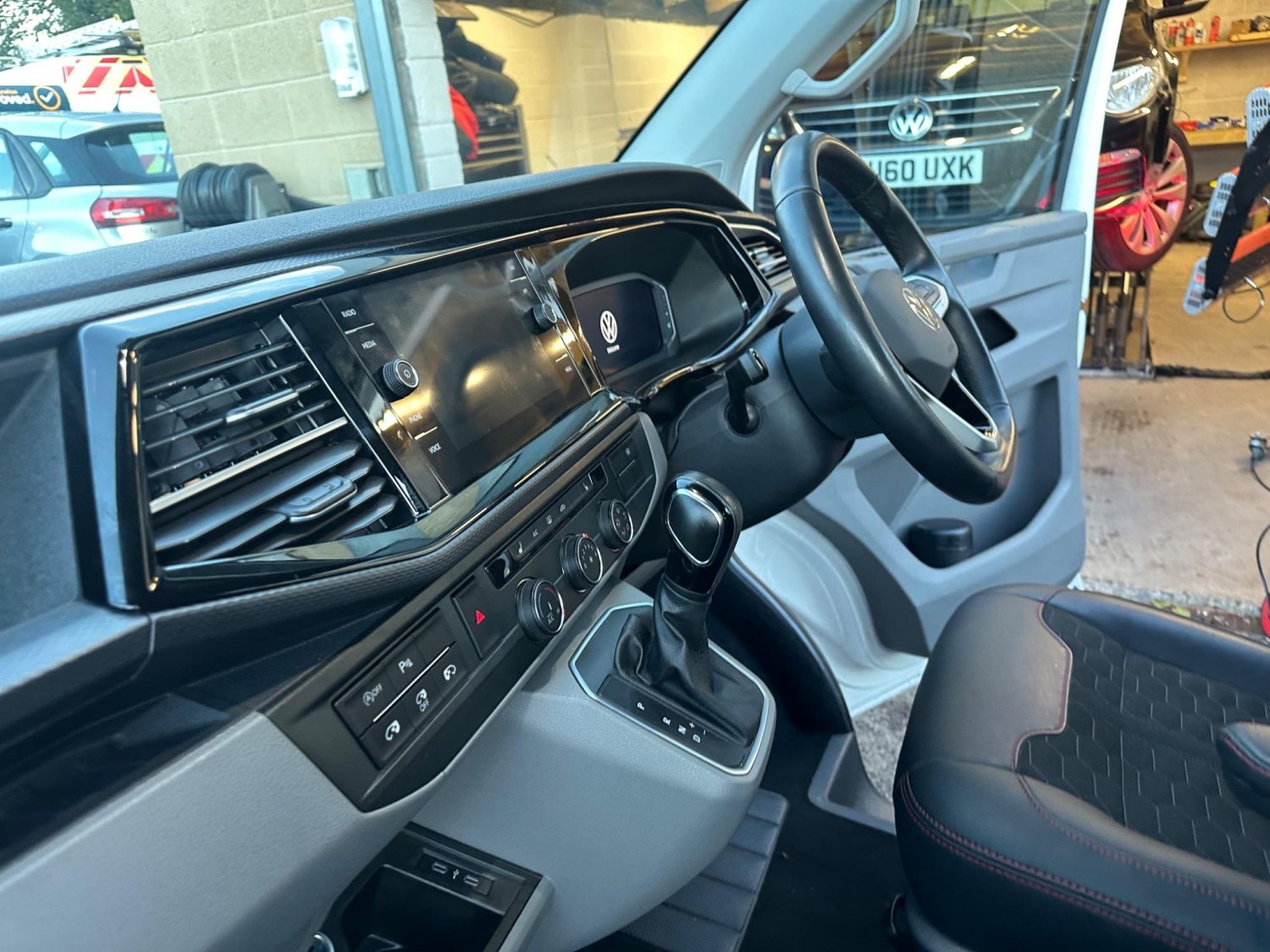 Used Volkswagen Transporter 2023 for sale - 77483720: Photo 53