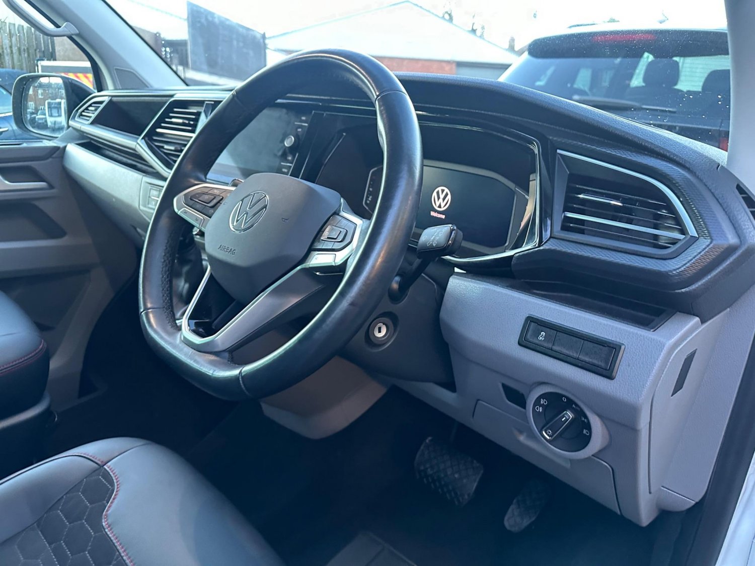 Used Volkswagen Transporter 2023 for sale - 77483720: Photo 61