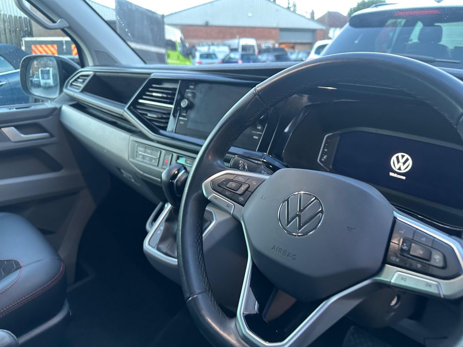 Used Volkswagen Transporter 2023 for sale - 77483720: Photo 62