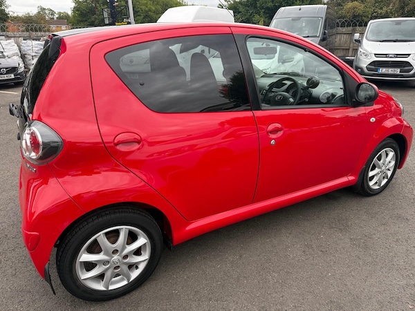Used Toyota AYGO 2013 for sale - 75664477: Photo 11