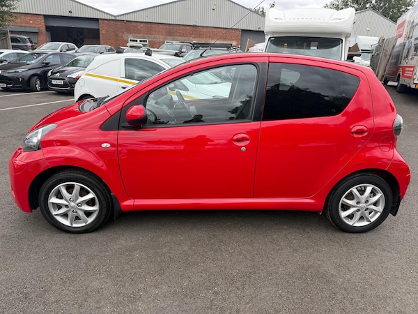 Used Toyota AYGO 2013 for sale - 75664477: Photo 5