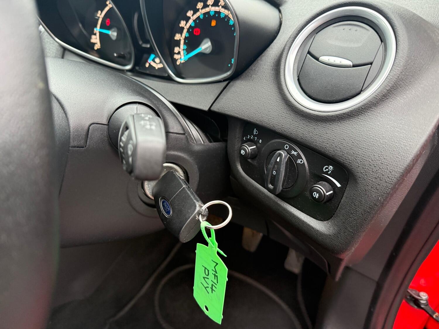 Used Ford Fiesta 2014 for sale - 76257684: Photo 24