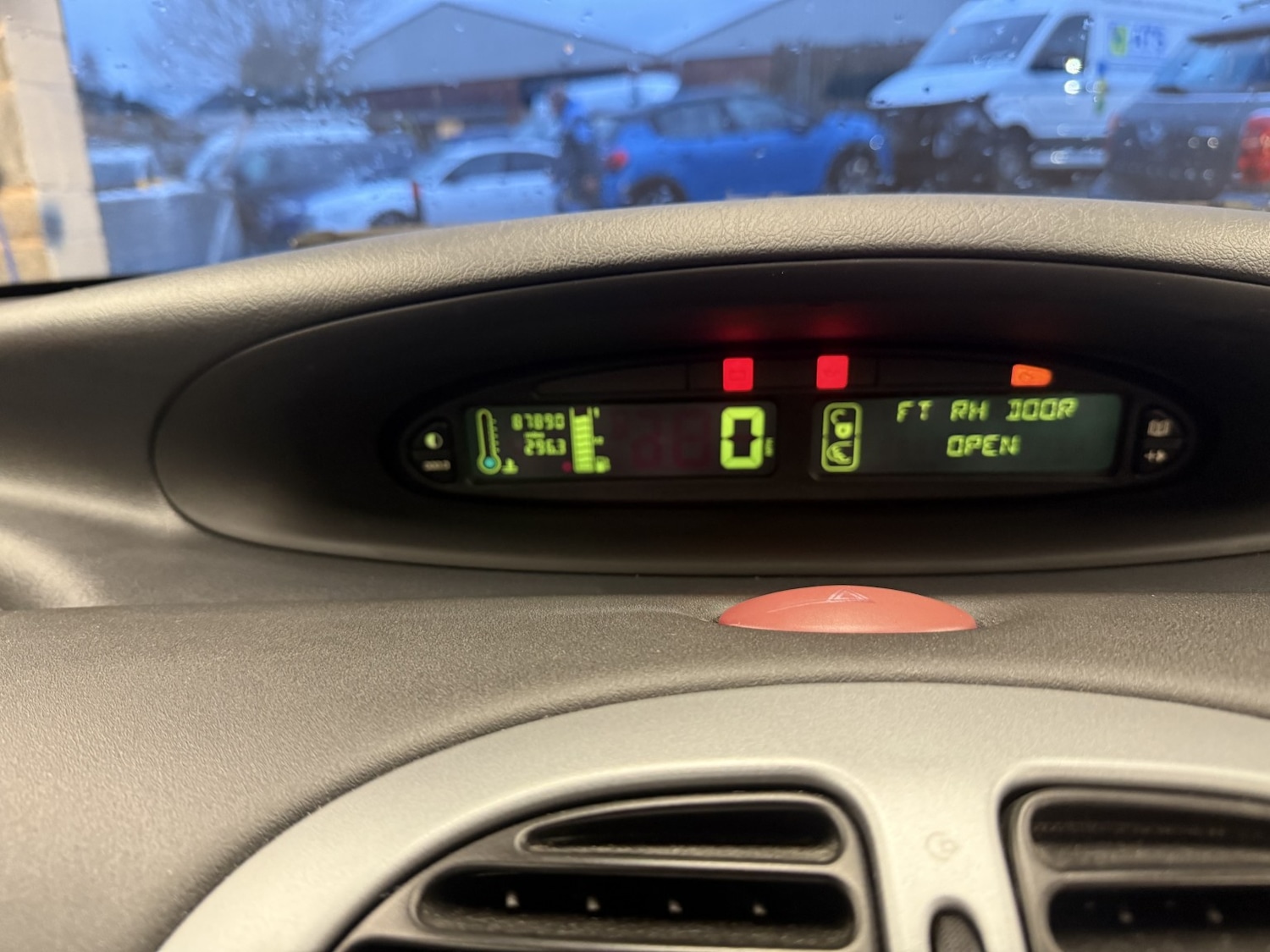 Used Citroen Xsara Picasso 2009 for sale - 76884872: Photo 18