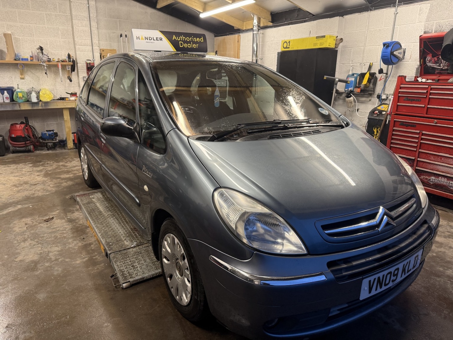 Used Citroen Xsara Picasso 2009 for sale - 76884872: Photo 2